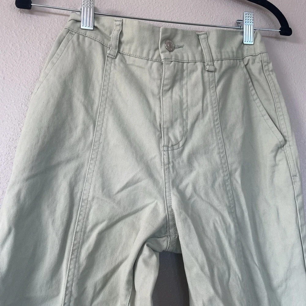 Forever 21 Light Green High Rise Wide Leg Casual Pants Women's‎ XS Fray Hem